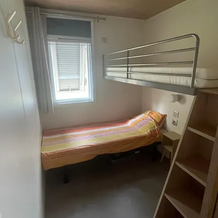 4 Personnes Acces Et Animations Camping Hendaya